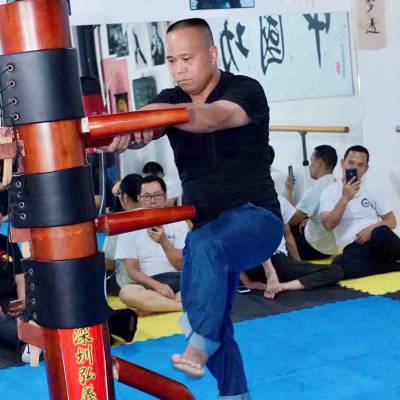 学拳练武有什么用 深圳弘义咏春拳馆叶问系武馆师傅亲自教学
